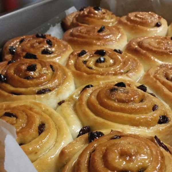 Pain raisin - Caro Traiteur - Meilleure Pâtisserie de Thiès